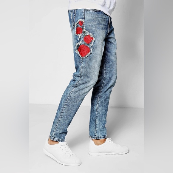 Boohoo Men's Slim Jeans in Blue with Red Patch - Picture 2 of 13